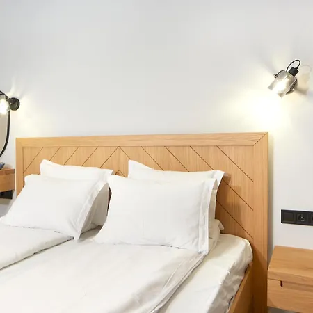 Отель семеен ноа Несебр