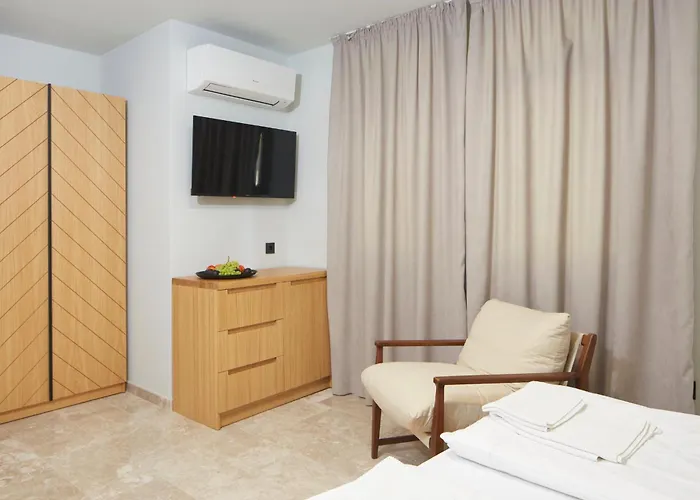 Hotel семеен ноа